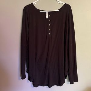 Zenana Premium 2X black shirt